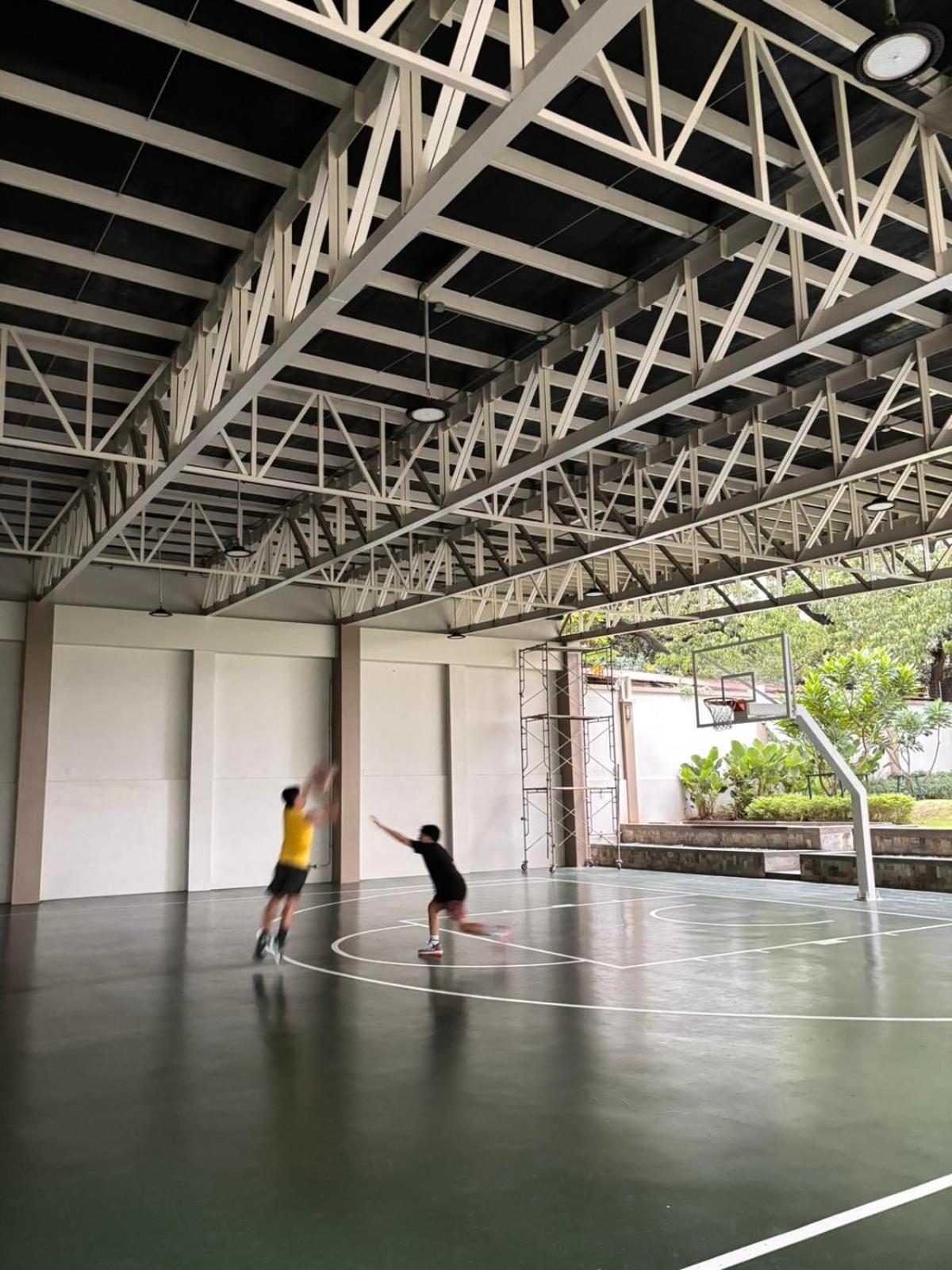 2 Bedroom Condo Unit Near Sm Bf & Naia At The Atherton By Dmci With 2 Balcony Paranaque City Екстер'єр фото